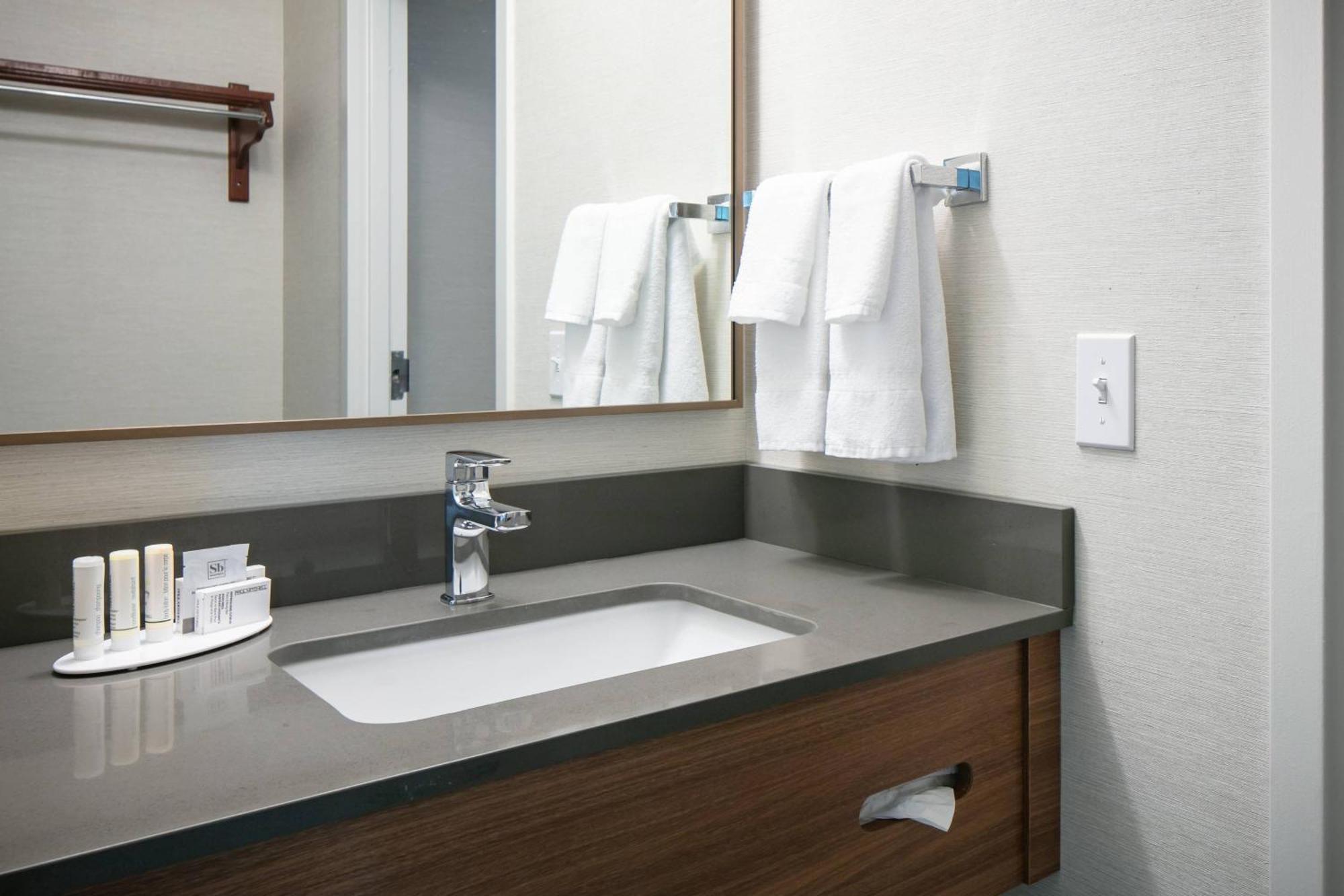 Fairfield Inn & Suites By Marriott Tulsa Central Экстерьер фото